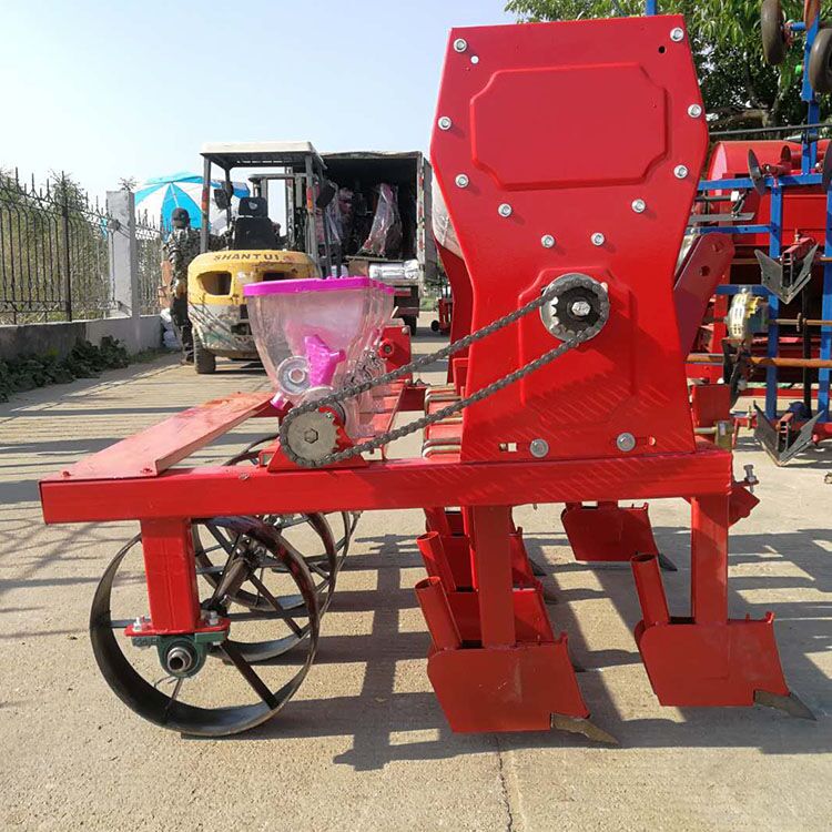手工施肥器_巧手施肥器_施肥器怎么做