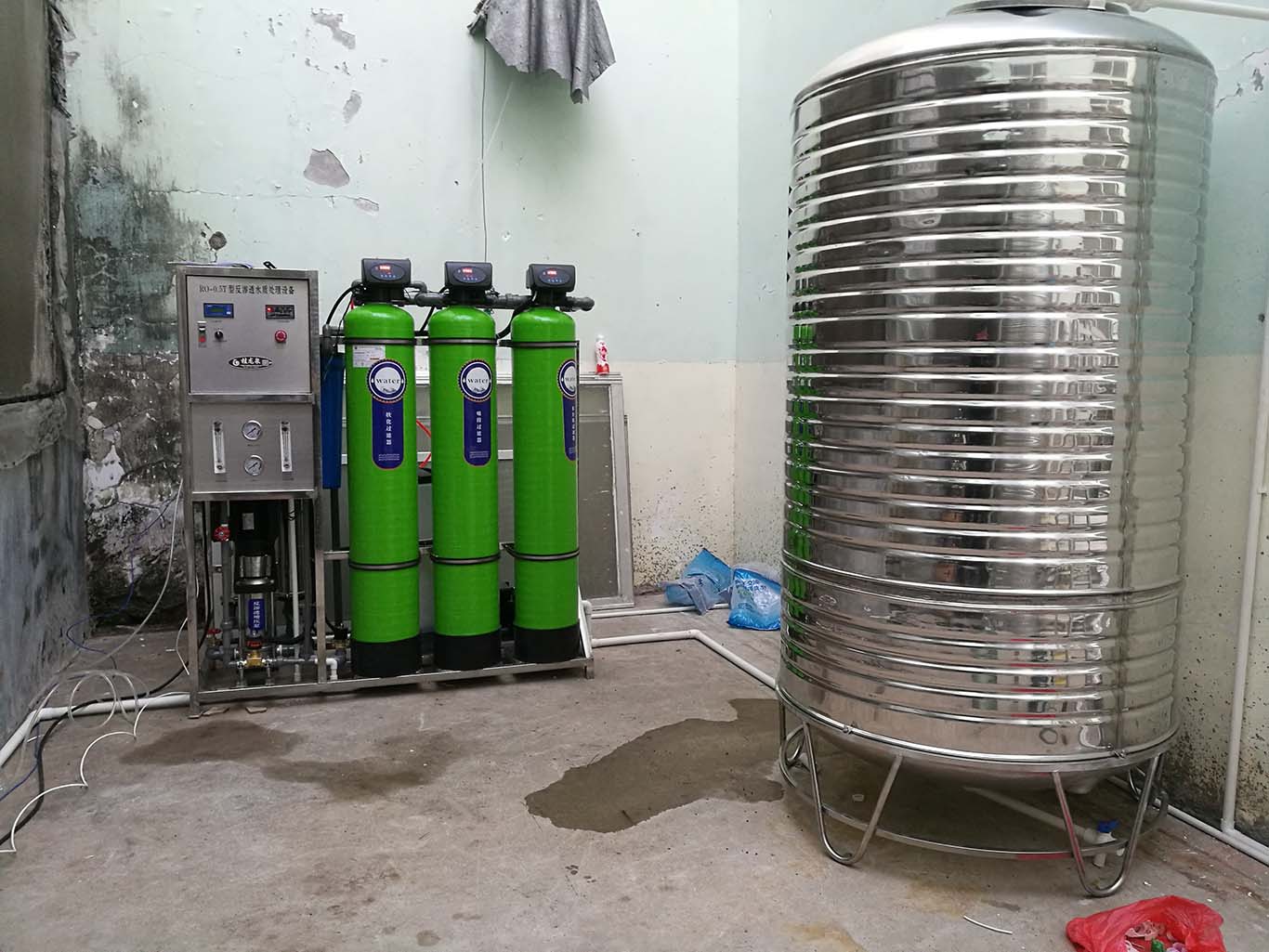室内养殖龙虾设备_小龙虾立体养殖设备_养殖龙虾视频