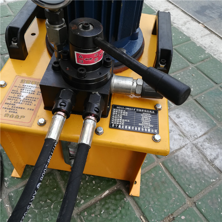 预应力锚索张拉计算书_预应力锚索张拉施工方案_预应力锚索张拉设备