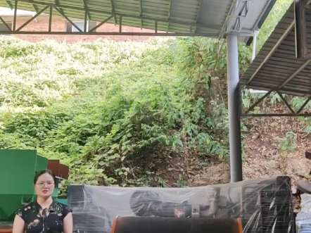 选铁矿磁选机多少钱一台_铁矿石干选磁选设备_干选铁矿磁选设备